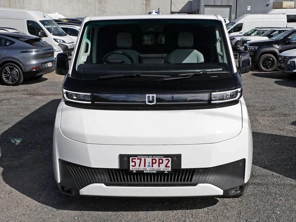 2025 Farizon SuperVan White Van Electric Automatic