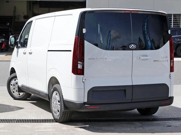 2026 Ldv Deliver 7 White Van Petrol Manual Transmission