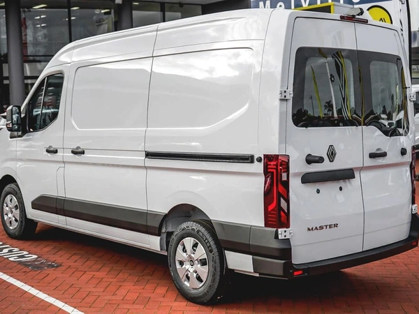 2026 Renault Master XDD Turbo Diesel Automatic