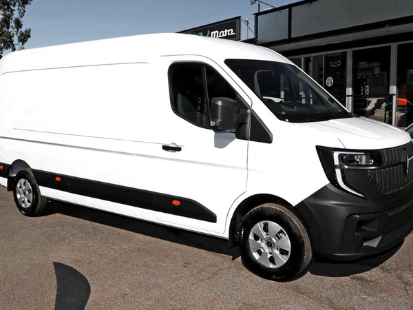 2026 Renault Master XDD Diesel Turbo Manual Transmission