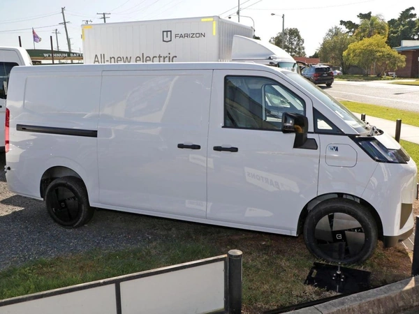 2026 Farizon V7E Long Range Electric Automatic