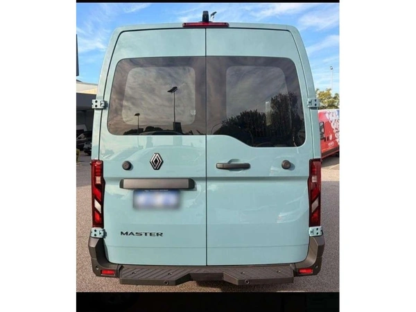 2026 Renault Master XDD Turbo Diesel Manual 6-Speed
