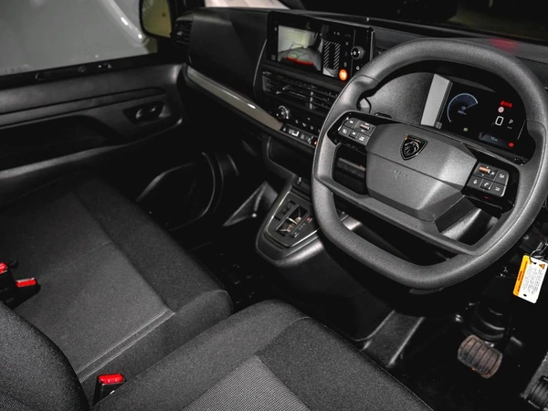 2025 Peugeot Expert Pro K0 Automatic