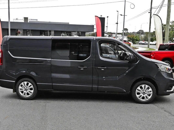 2026 Renault Trafic Crew Lifestyle X82 Turbo Diesel Automatic