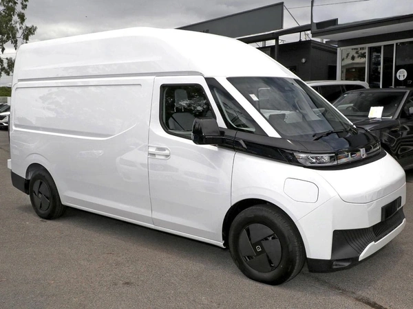 2026 Farizon SuperVan LWB High Roof Electric Manual