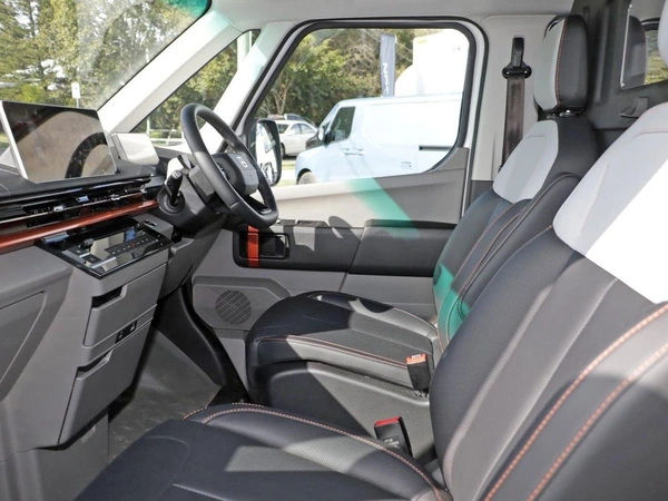 2026 Farizon SuperVan Grey Van Automatic Front Wheel Drive