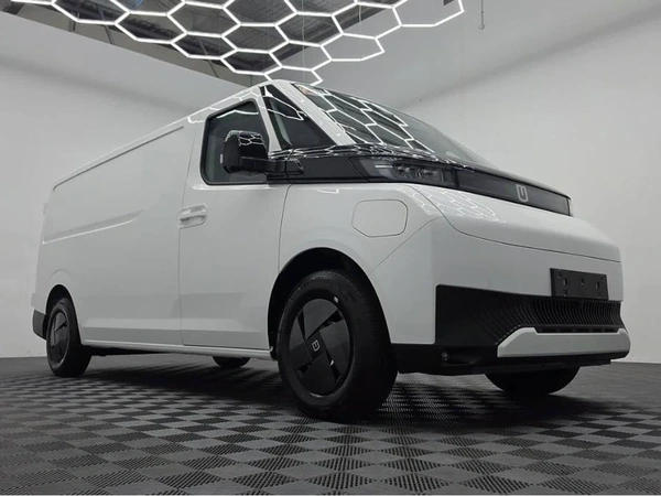 2026 Farizon SuperVan SWB Low Roof Automatic FWD