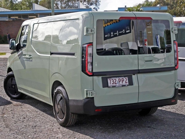 2025 Farizon SuperVan Green Van Electric Automatic