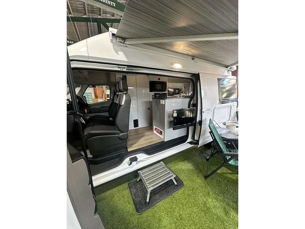 2026 Farizon SuperVan LWB High Roof Electric Manual