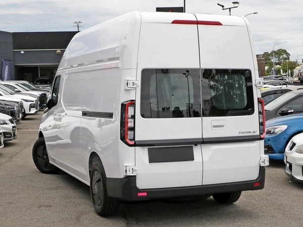 2025 Farizon SuperVan LWB High Roof Automatic FWD