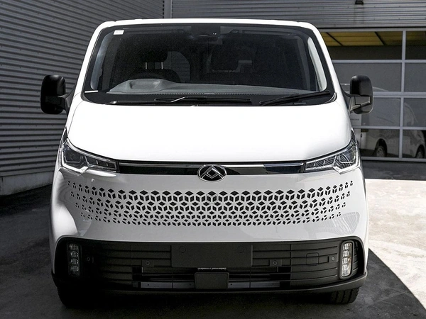 2025 Ldv eDeliver 7 White Van Electric Automatic