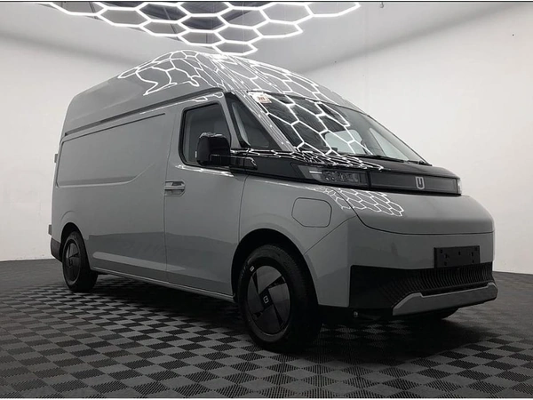 2026 Farizon SuperVan Grey Van Automatic FWD
