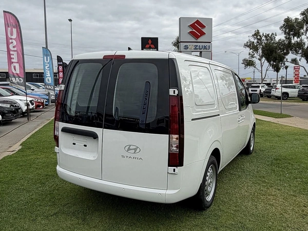 2026 Hyundai Staria Load US4.V4 Hybrid Automatic