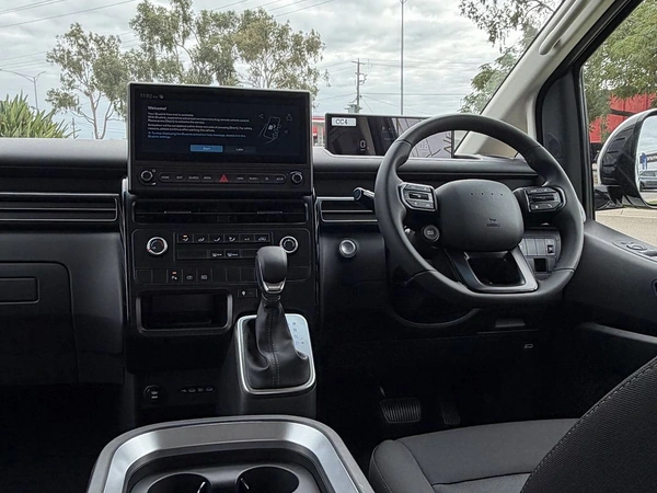 2026 Hyundai Staria Load US4.V4 Hybrid Automatic