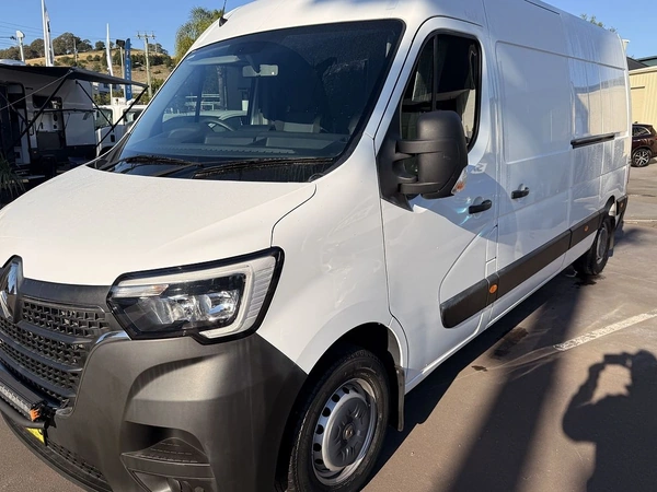 2020 Renault Master Pro 110kW Turbo Diesel Automatic FWD