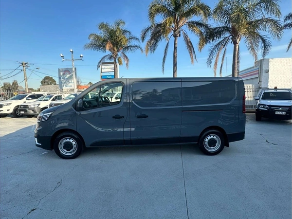 2026 Renault Trafic Premium Turbo Diesel Automatic