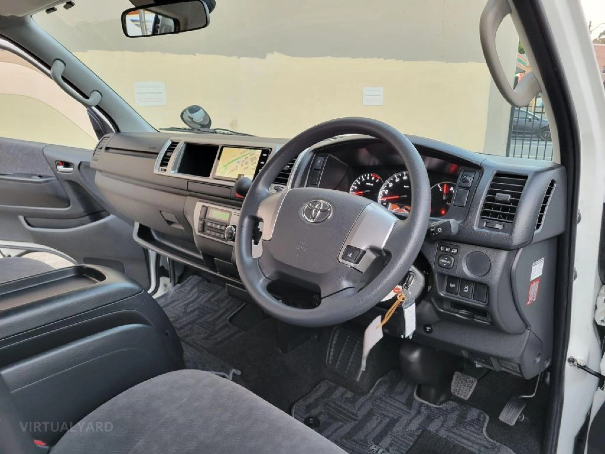 Photo 18