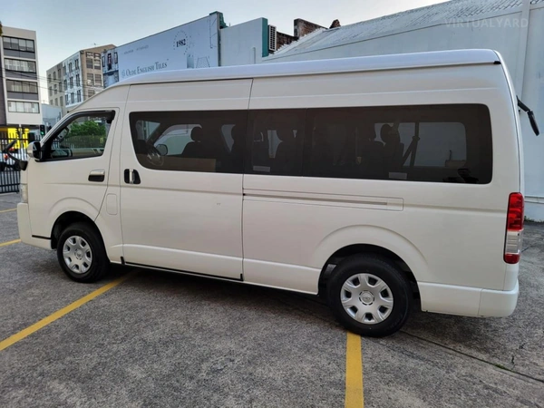 2017 Toyota Hiace TRH229 4WD Highroof Grand Cabin Automatic