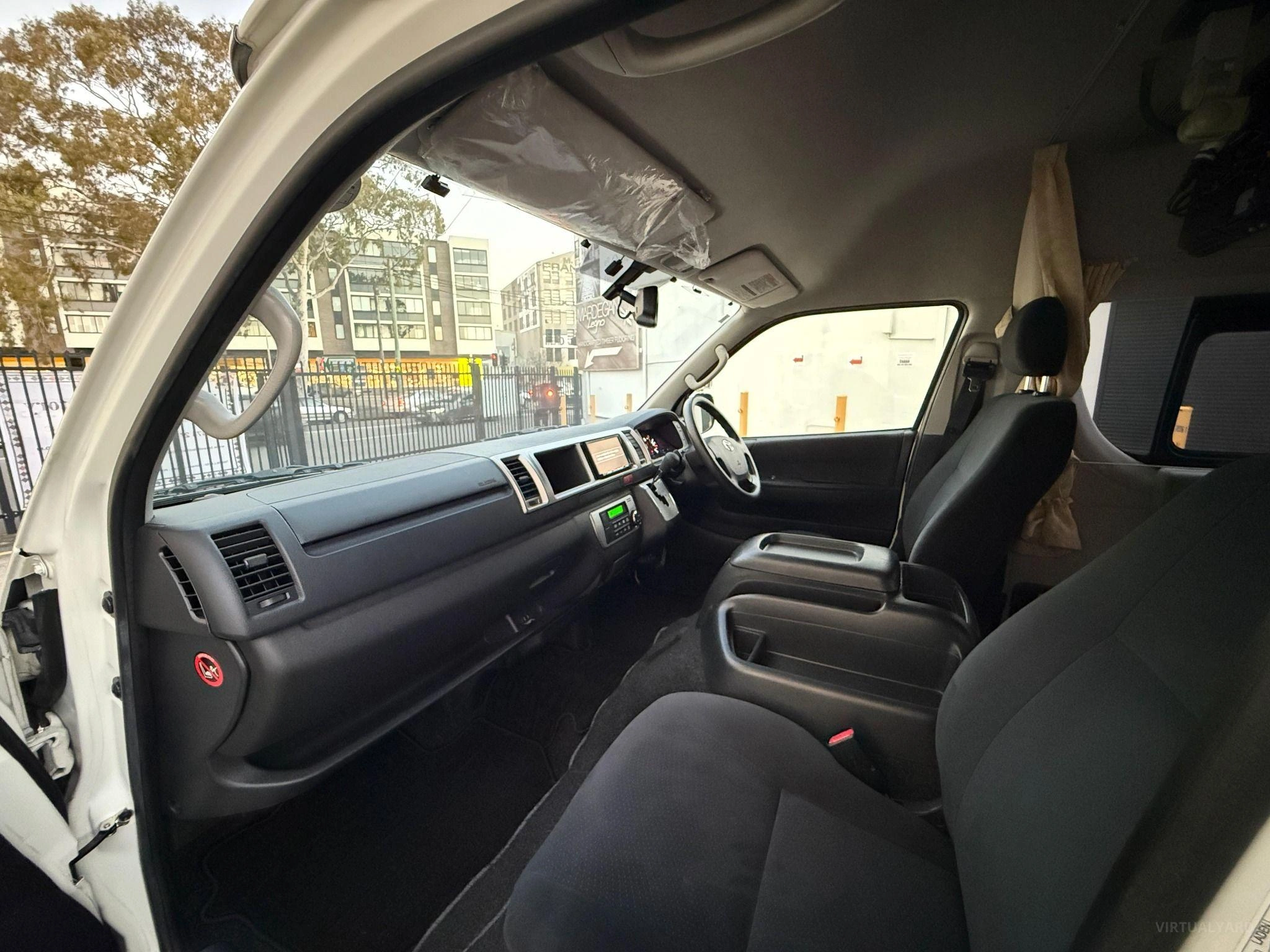 Photo 16