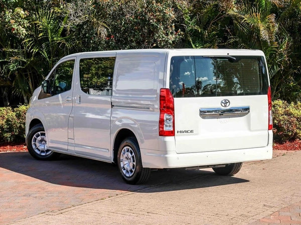2025 Toyota Hiace GDH300R Turbo Diesel Automatic RWD