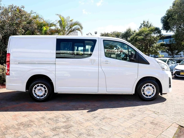 2025 Toyota Hiace GDH300R Turbo Diesel Automatic RWD