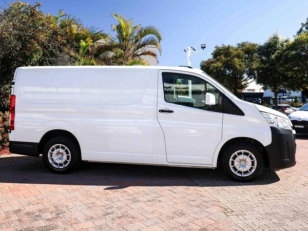 2023 Toyota Hiace GDH300R Turbo Diesel Manual
