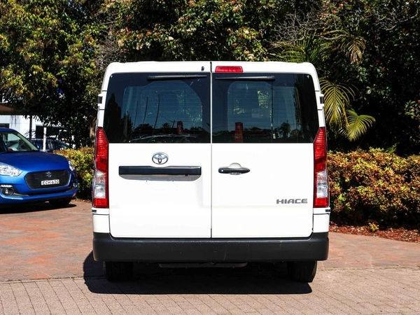 2023 Toyota Hiace GDH300R Turbo Diesel Manual