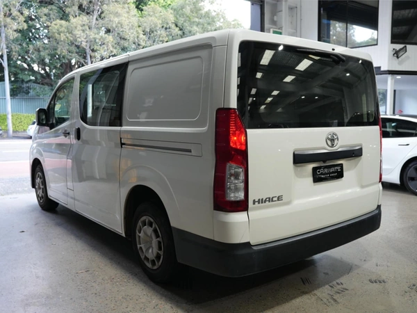 2021 Toyota Hiace GDH300R Diesel Automatic