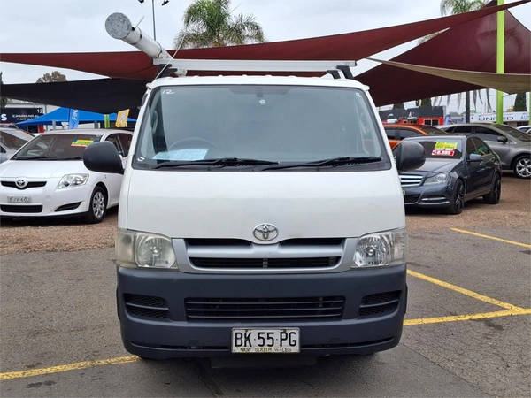 2005 Toyota Hiace Van Manual Diesel