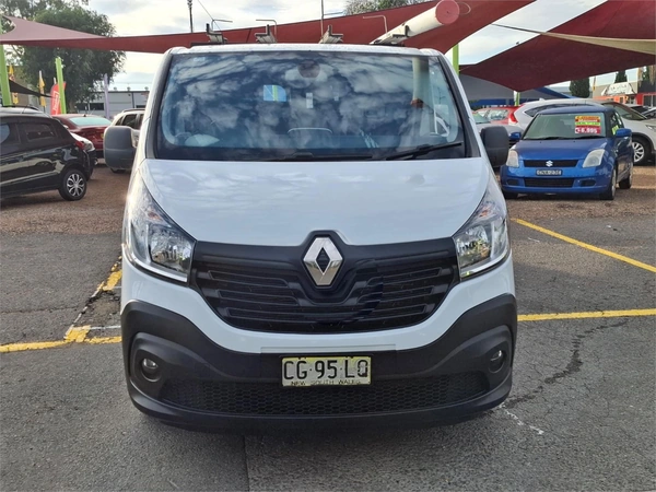 2015 Renault Trafic X82 Diesel Manual