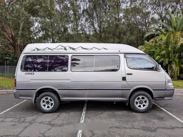 1996 Toyota HiAce Super Custom 4WD Automatic