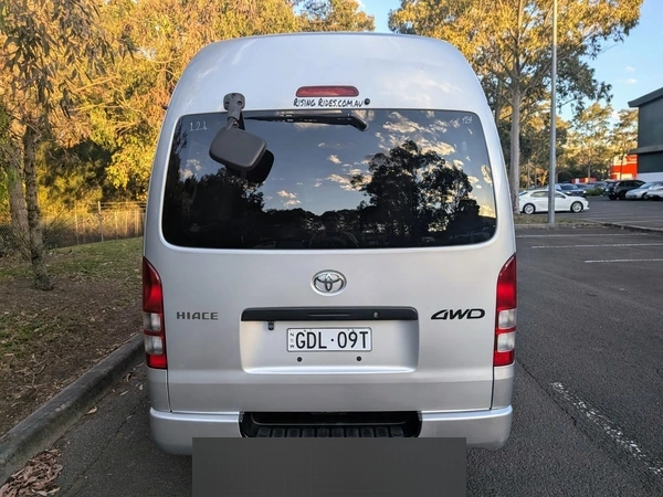 2010 Toyota HiAce Ridgeline 4WD Diesel Automatic