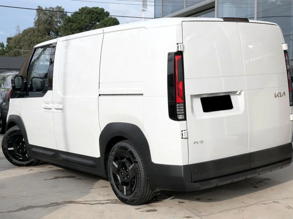 2026 Kia PV5 Cargo S Standard Range Electric Automatic