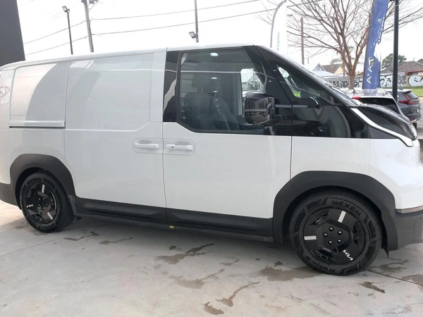 2026 Kia PV5 Cargo S Standard Range Electric Automatic