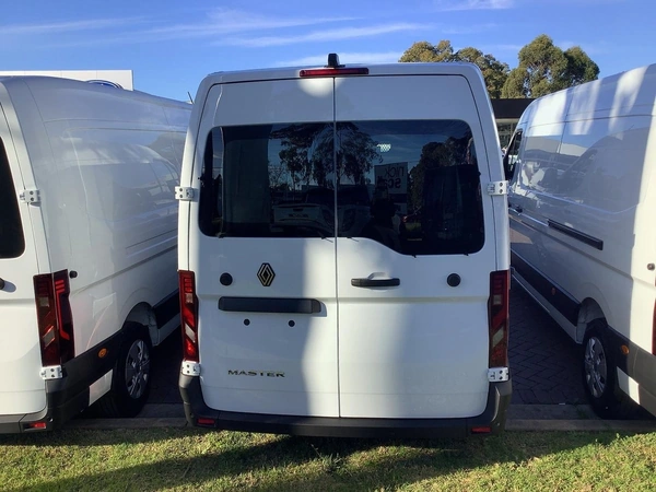 2026 Renault Master XDD MY26 Automatic Diesel