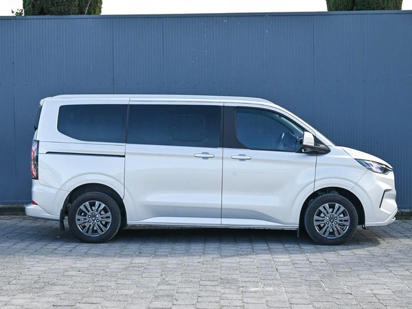 2025 Ford Tourneo Titanium X Front Wheel Drive Automatic